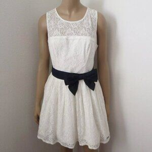 NWT Abercrombie Womens Kendell Lace Dress Size Medium White